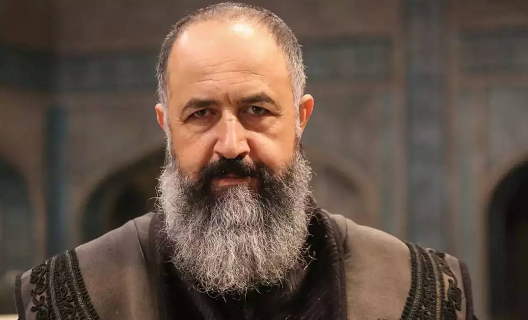 Antalyalı Oyuncu Mehmet Özgür'ün Eşi Bakın Kim Çıktı 3